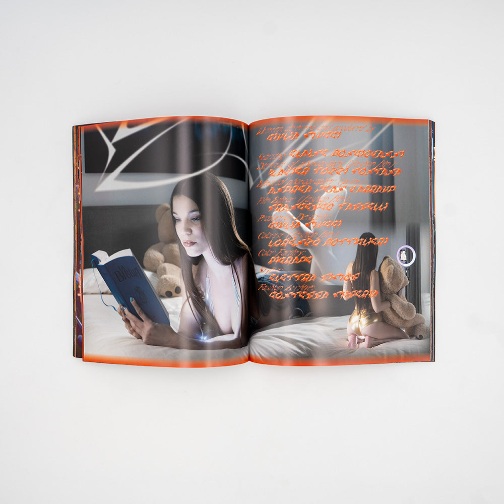 Tunica Magazine #09